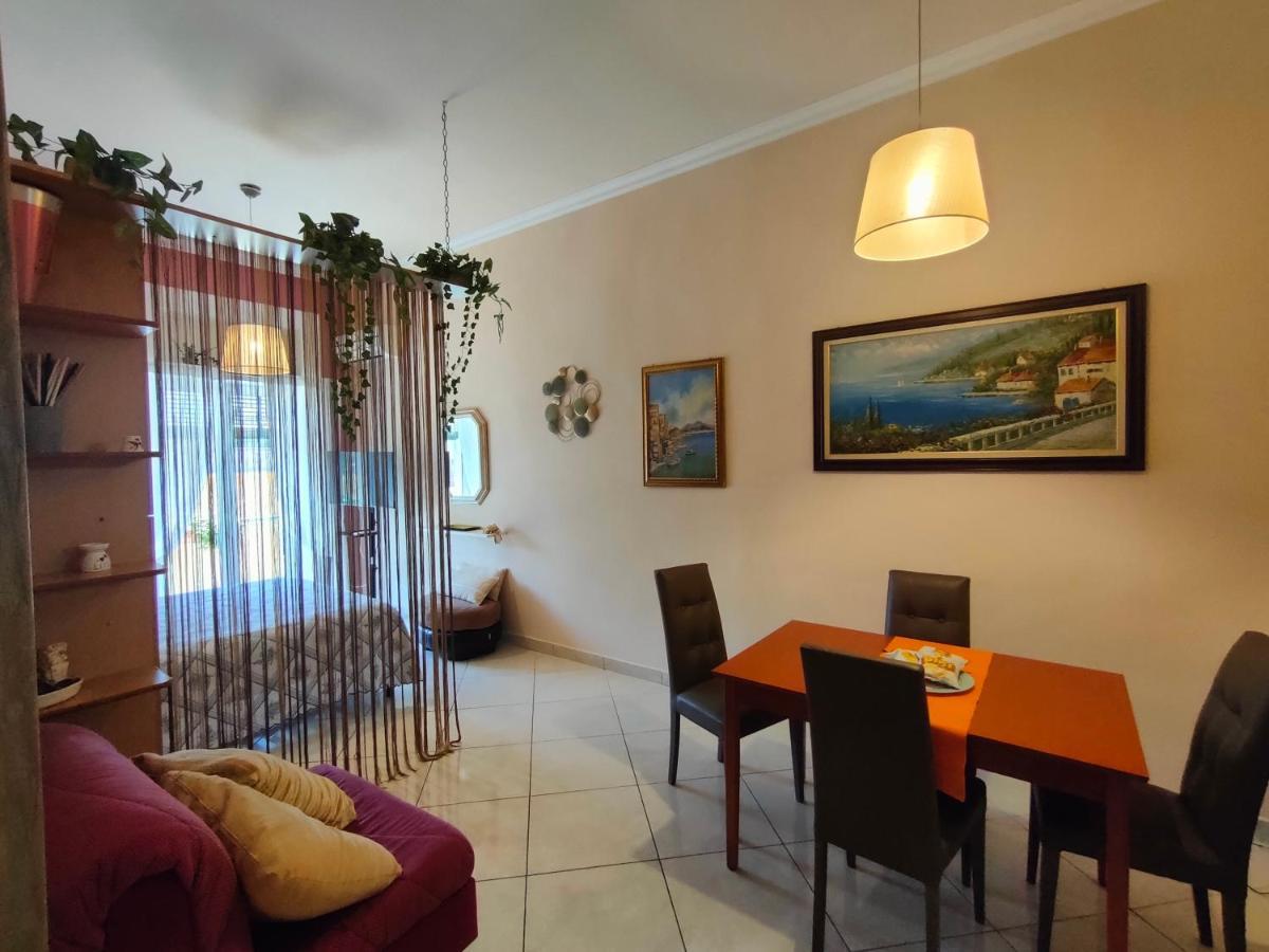Madda'S Apartament Неаполь Экстерьер фото
